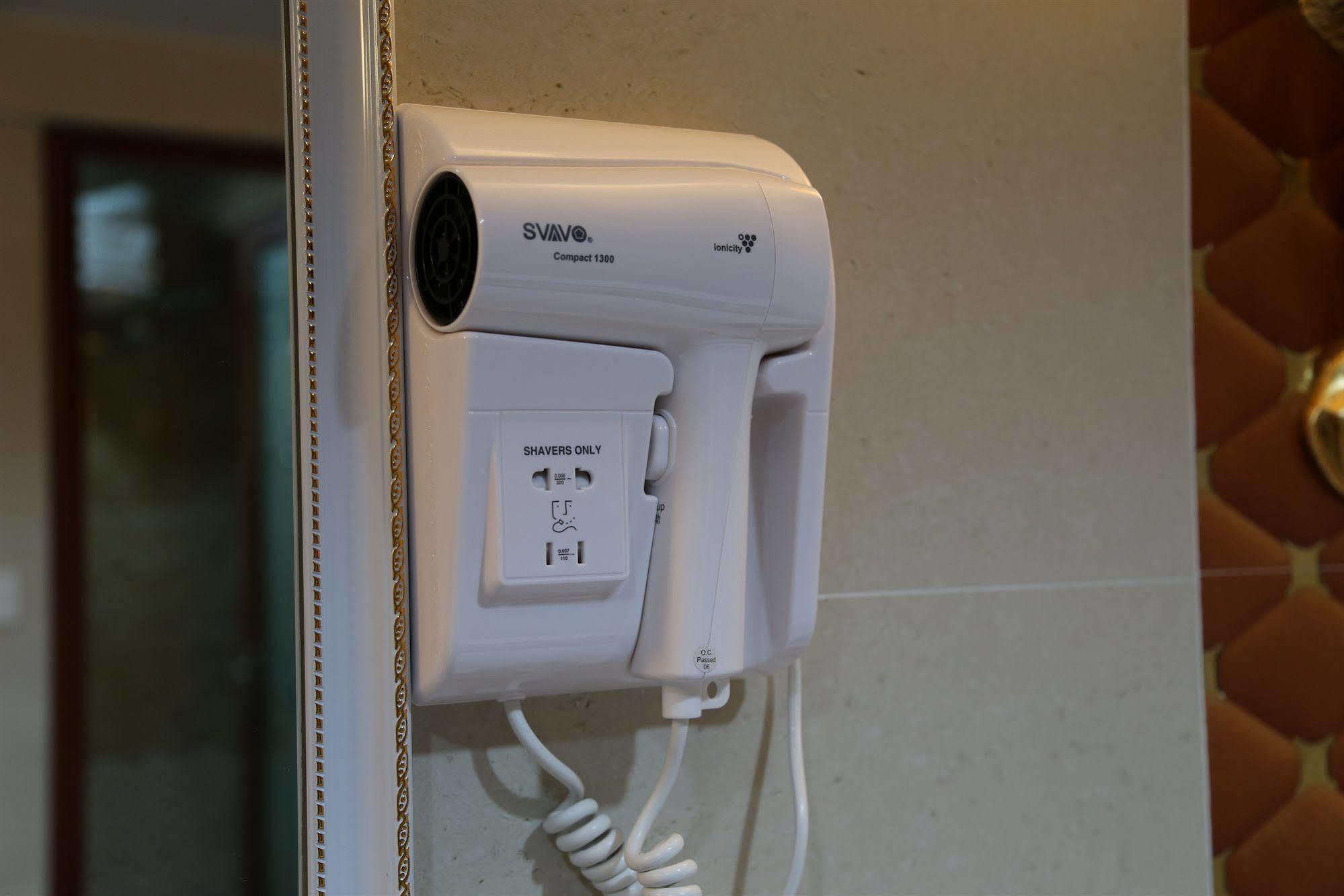 Everest Inn Guest House Hong Kong Exterior photo